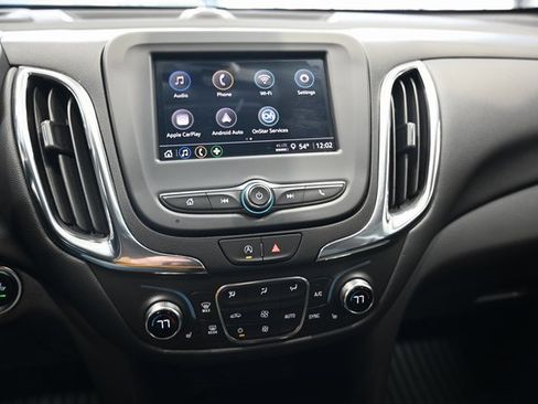 Used 2024 Chevrolet Equinox LT image 11