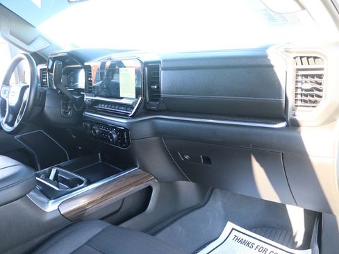 Used 2025 Chevrolet Silverado 2500 LT w/ All Star Edition image 34