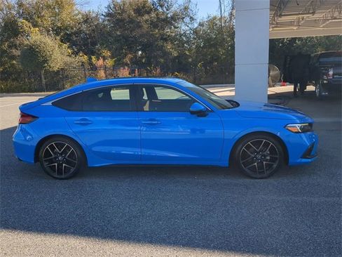 Used 2022 Honda Civic Sport Touring image 3