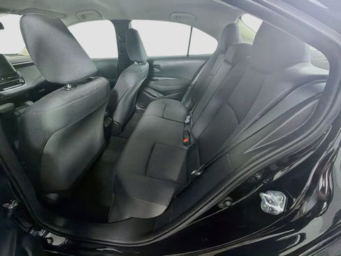 Used 2025 Toyota Corolla LE FWD image 27