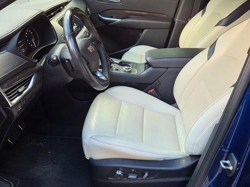 Used 2019 Cadillac XT4 Sport FWD image 10