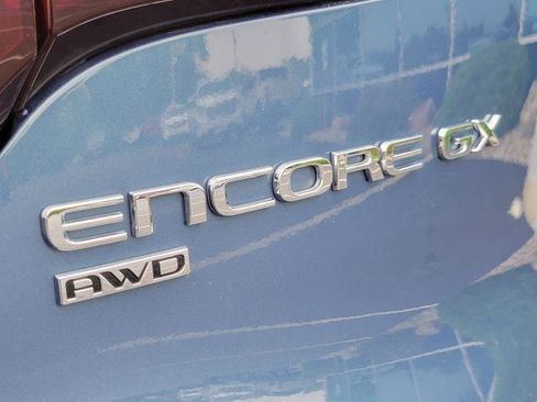 Used 2025 Buick Encore GX Preferred w/ Comfort Package AWD/4WD image 7