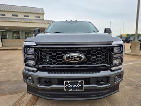 New 2026 Ford F350 Lariat w/ Black Appearance Package AWD/4WD image 2