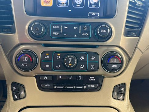 Used 2018 GMC Yukon XL Denali AWD/4WD image 54