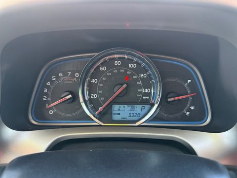 Used 2015 Toyota RAV4 Limited FWD image 14