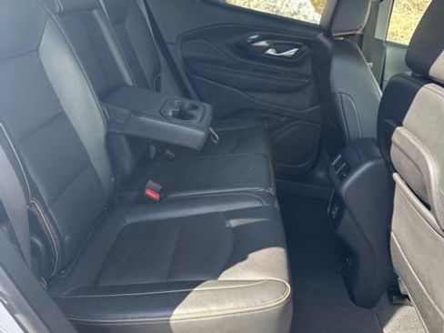 Used 2022 GMC Terrain AT4 w/ Infotainment Package II image 46