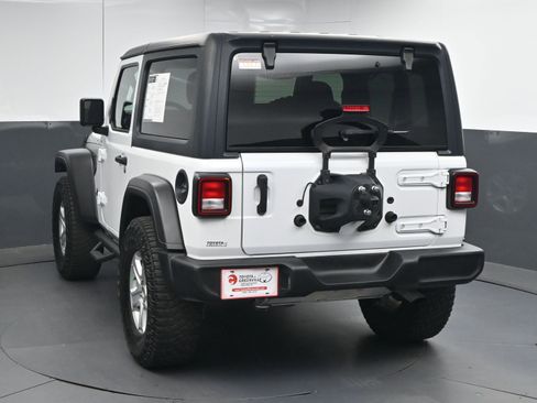 Used 2021 Jeep Wrangler Willys image 7