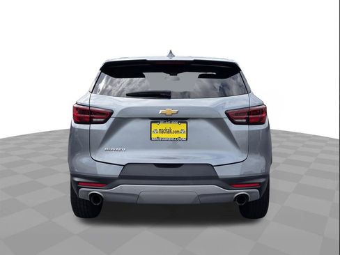 Used 2025 Chevrolet Blazer LT image 5