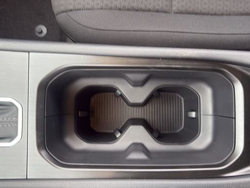 New 2026 Nissan Kicks S image 30