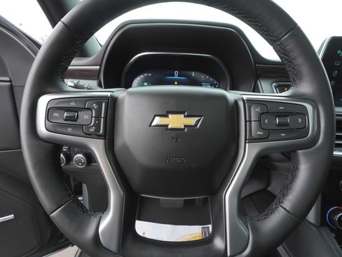 Used 2024 Chevrolet Tahoe LT w/ LT Signature Plus Package AWD/4WD image 19
