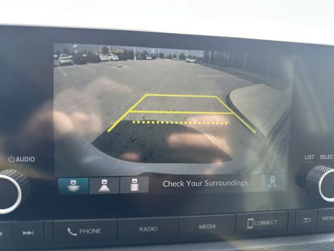 Used 2024 Honda CR-V EX image 21