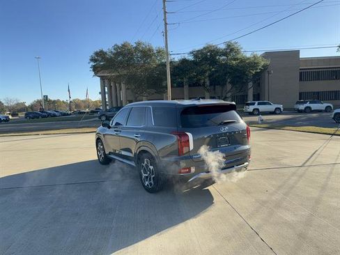 Used 2022 Hyundai Palisade Calligraphy image 5