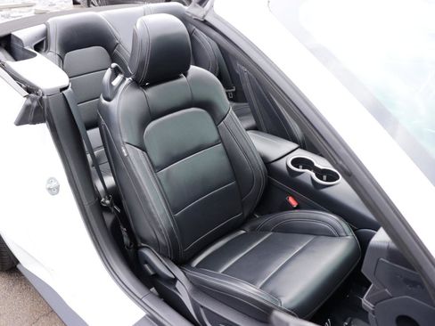 Used 2025 Ford Mustang Premium image 14