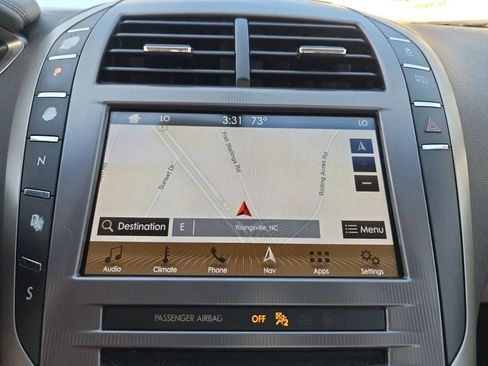 Used 2017 Lincoln MKZ Reserve FWD image 30