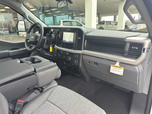 New 2026 Ford F350 4x4 Crew Cab Super Duty image 31