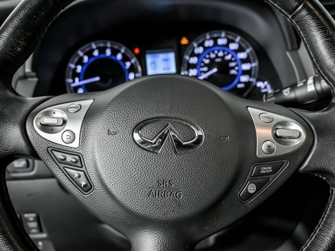 Used 2014 INFINITI QX70 AWD w/ Premium Package image 27