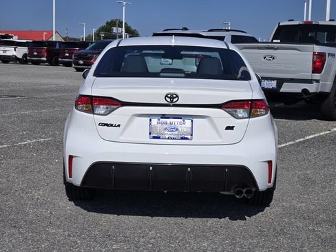 Used 2024 Toyota Corolla SE FWD image 6