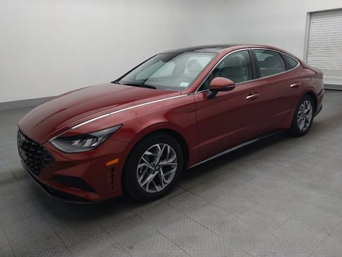 Used 2023 Hyundai Sonata SEL w/ Convenience Package FWD image 2