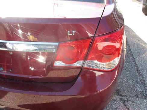 Used 2016 Chevrolet Cruze LT image 6