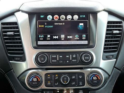 Used 2016 Chevrolet Tahoe LT RWD image 13