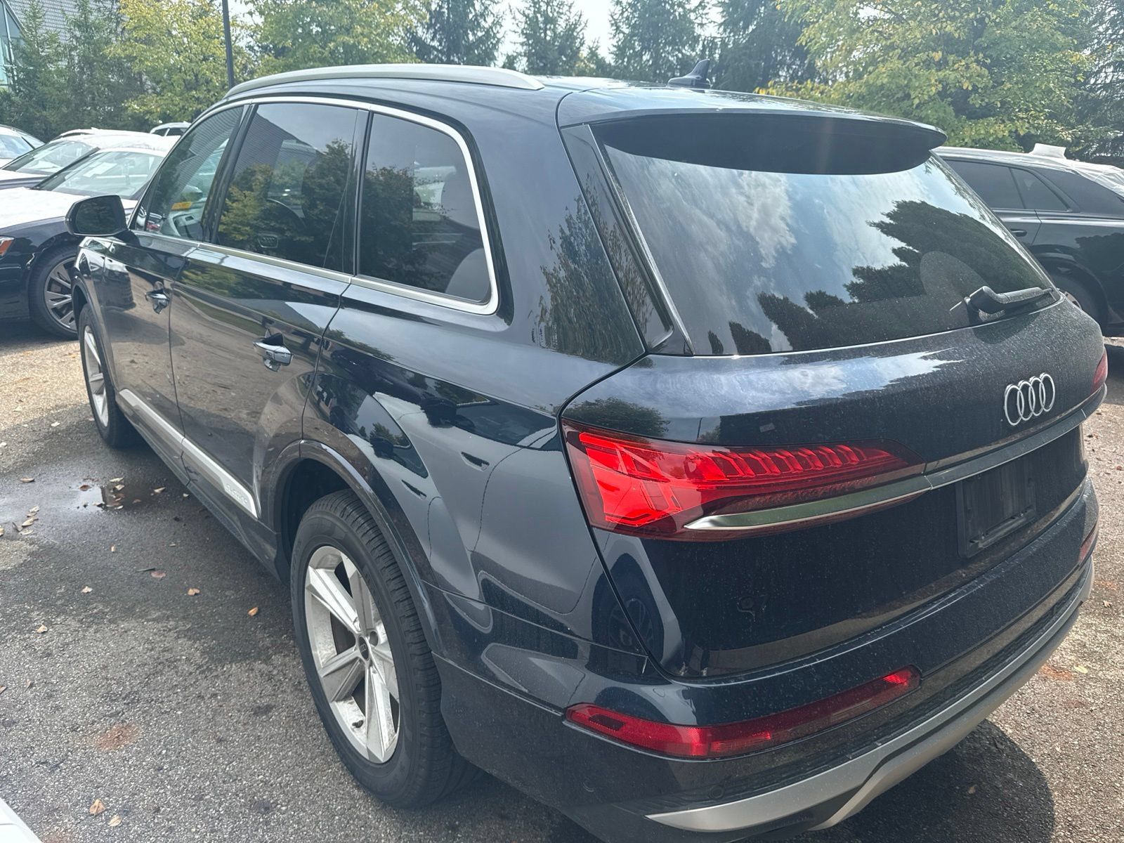 Used 2025 Audi Q7 2.0T Premium w/ Convenience Package AWD/4WD image 2