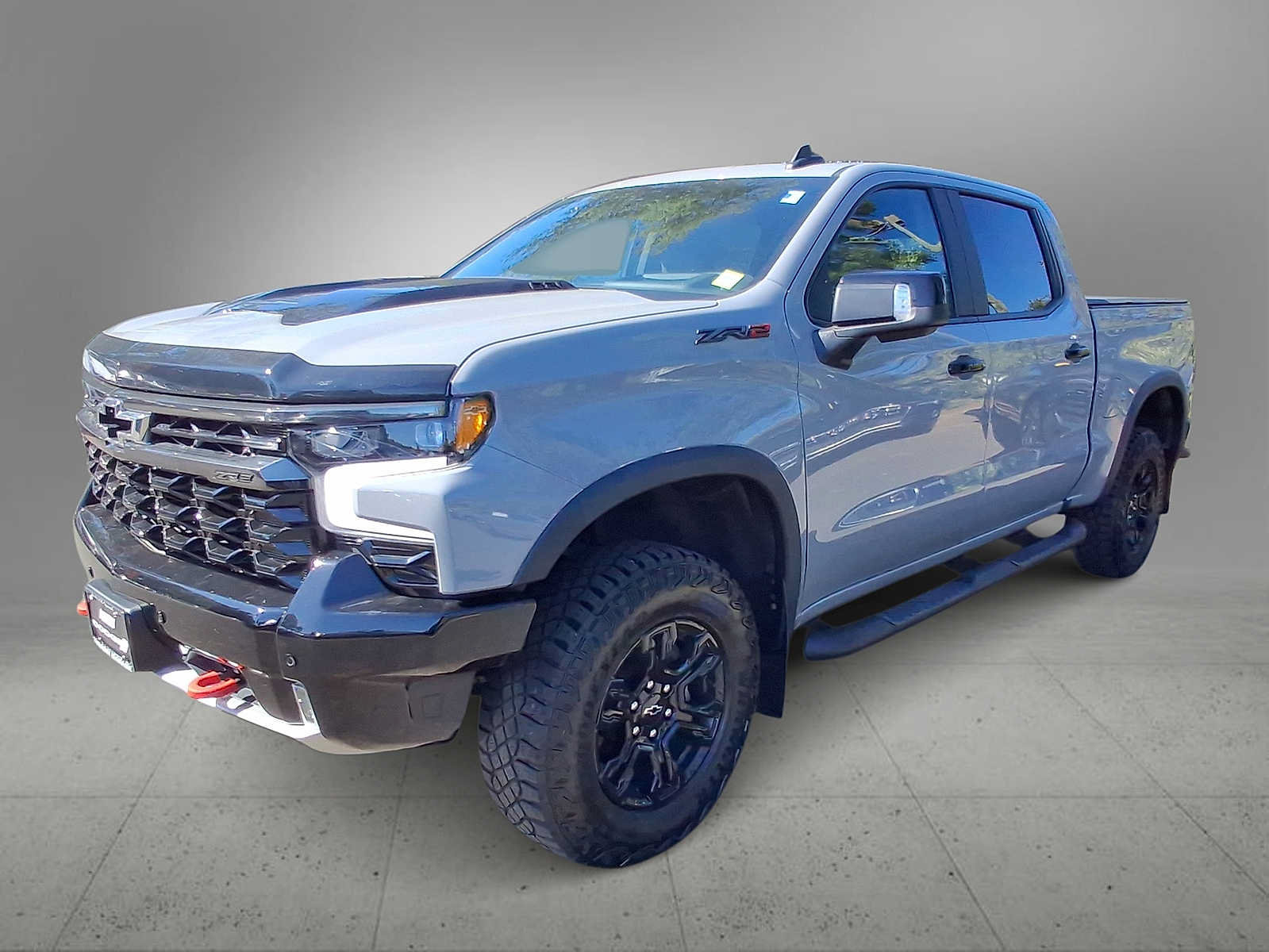 Used 2025 Chevrolet Silverado 1500 ZR2 w/ Technology Package AWD/4WD image 4