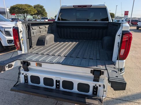Used 2024 GMC Sierra 1500 Denali AWD/4WD image 26