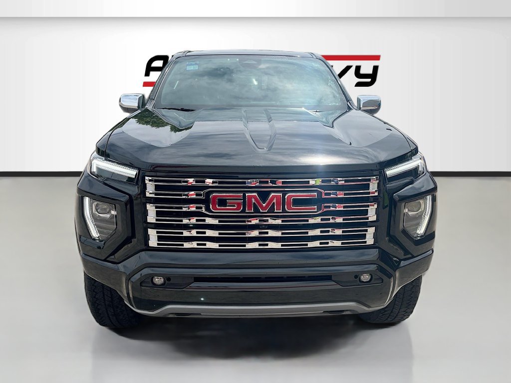 Used 2024 GMC Canyon Denali AWD/4WD image 2
