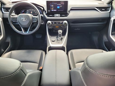 Certified 2023 Toyota RAV4 XLE Premium image 18