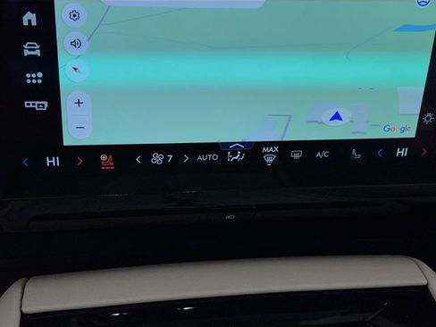 New 2025 Lincoln Navigator Reserve image 16