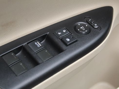 Used 2015 Honda Accord LX image 23