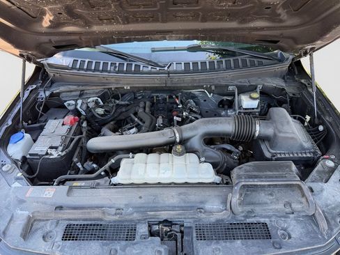 Used 2023 Ford Expedition XLT AWD/4WD image 22