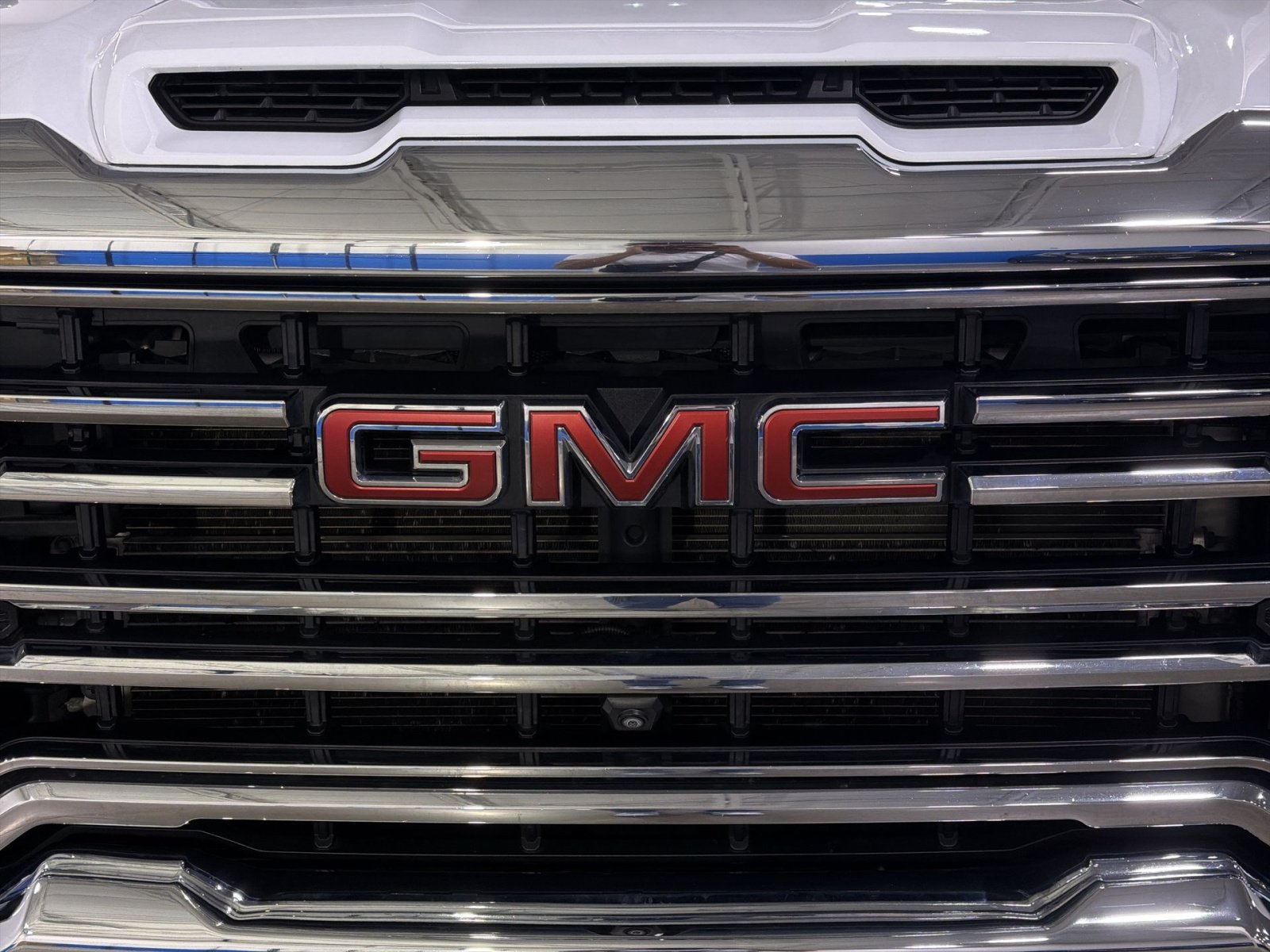 Used 2023 GMC Sierra 3500 SLT w/ SLT Premium Package AWD/4WD image 11