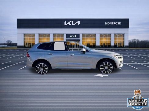 Used 2022 Volvo XC60 B5 Momentum w/ Protection Package Premier image 6
