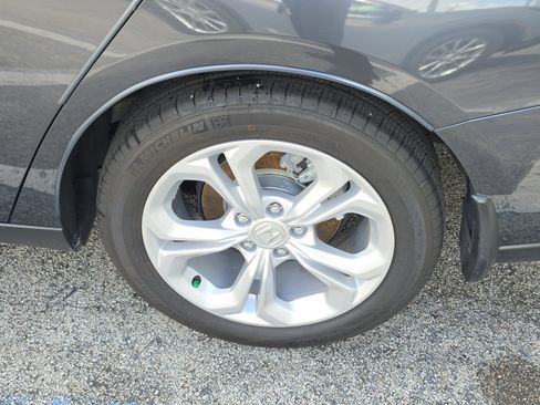 Certified 2025 Honda Accord LX image 7