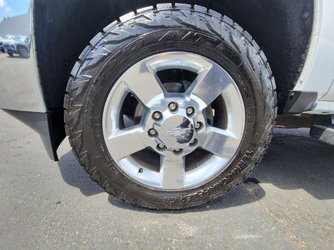 Used 2016 Chevrolet Silverado 2500 LTZ w/ Duramax Plus Package AWD/4WD image 30