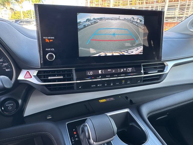 New 2025 Toyota Sienna XLE w/ XLE Plus Package AWD/4WD image 32
