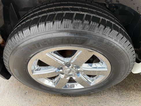 Used 2012 Nissan Armada Platinum image 26