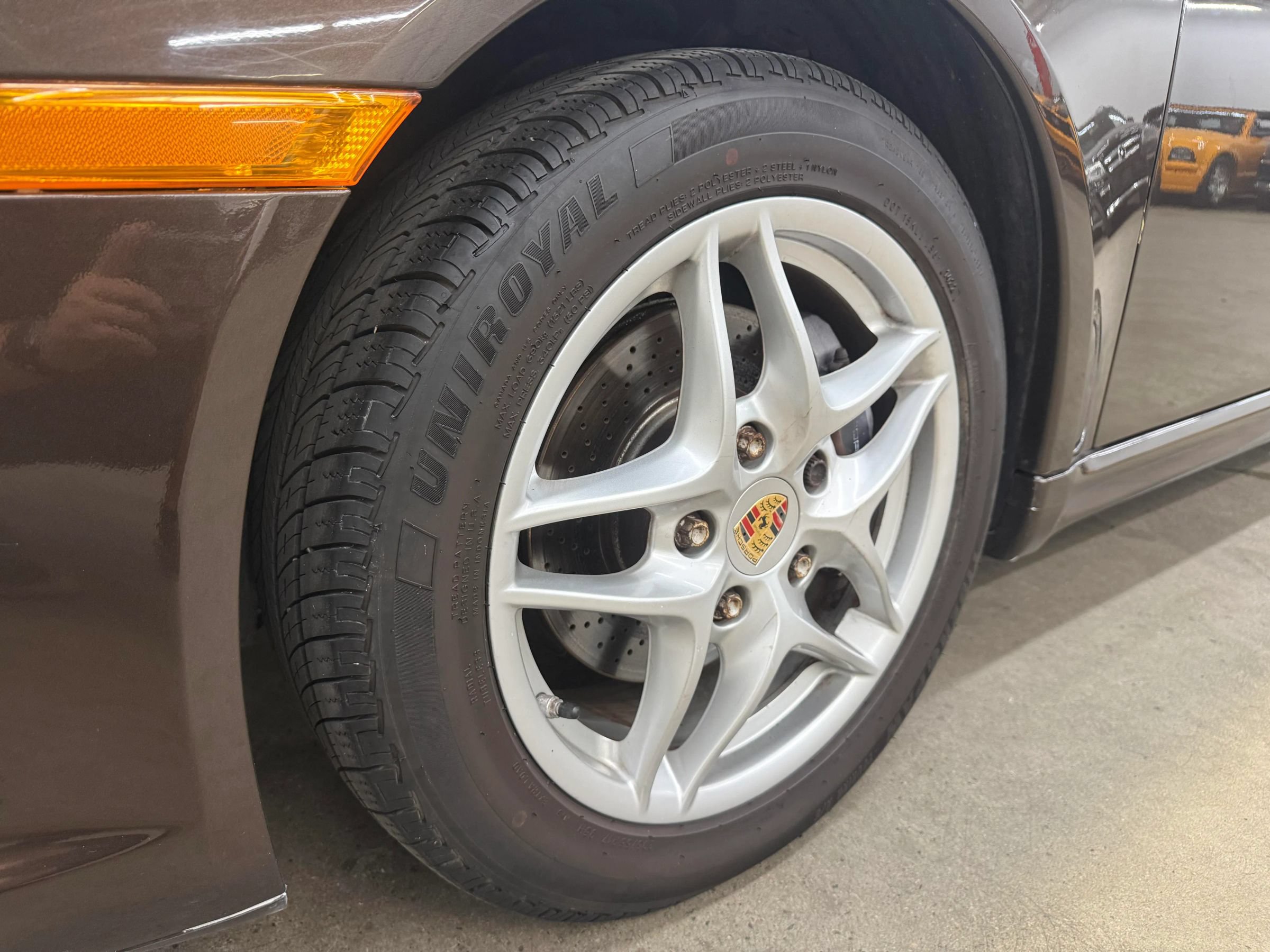 Used 2010 Porsche Boxster RWD image 16