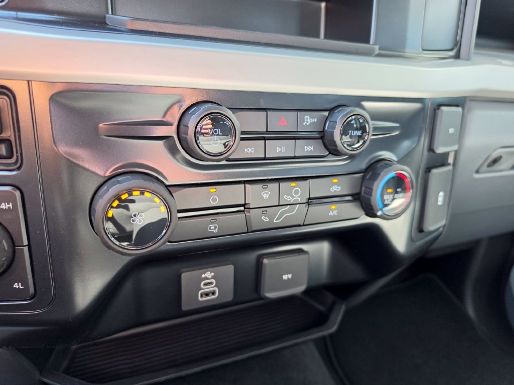 New 2026 Ford F250 XL w/ STX Appearance Package AWD/4WD image 28