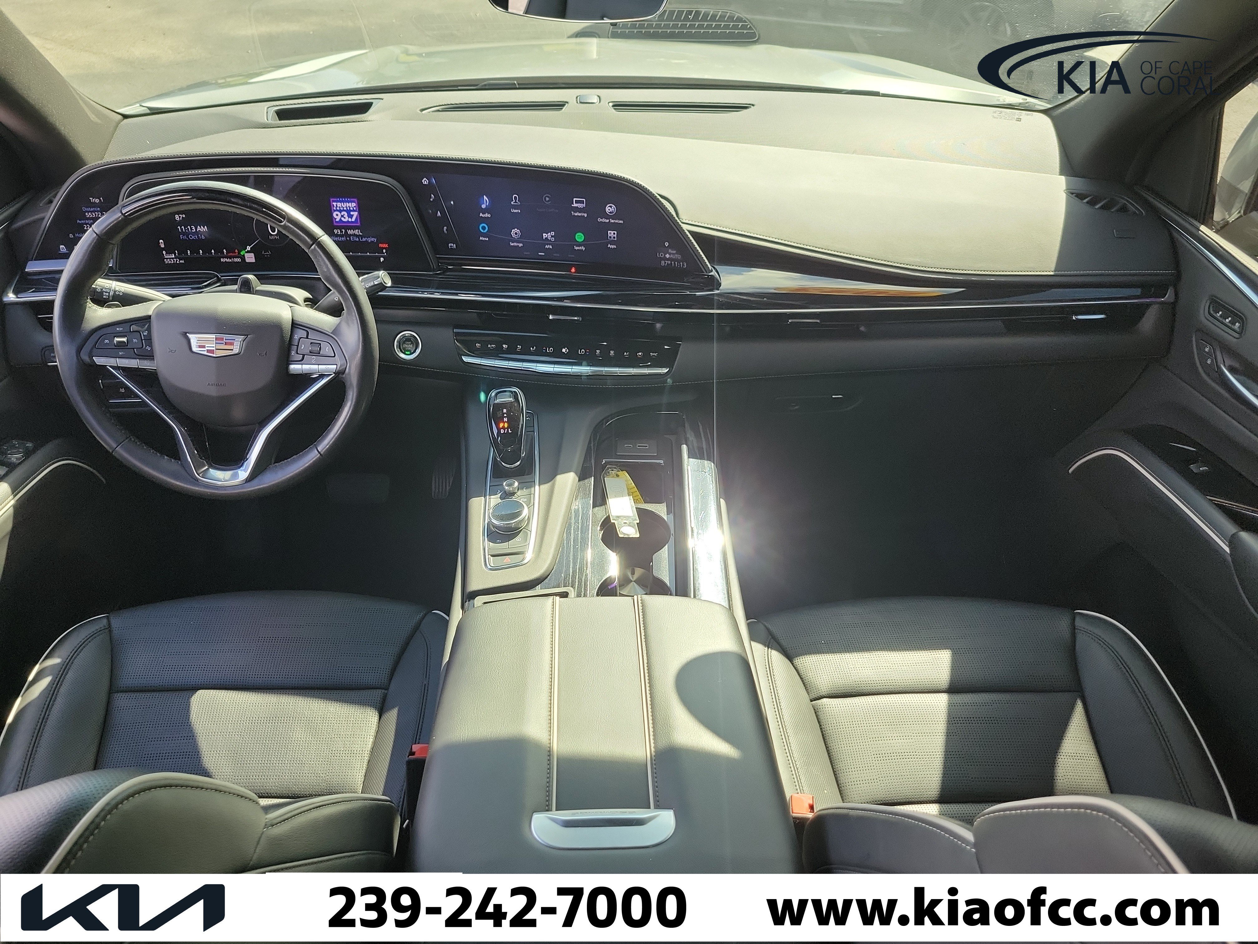 Used 2023 Cadillac Escalade Sport AWD/4WD image 17