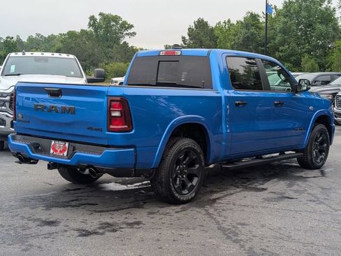 New 2026 RAM 1500 4x4 Crew Cab image 7