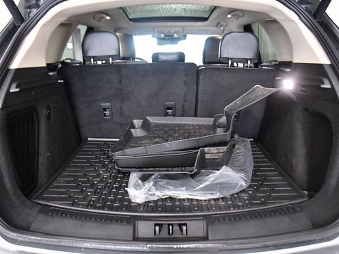 Used 2023 Lincoln Corsair Reserve w/ Equipment Group 201A image 19