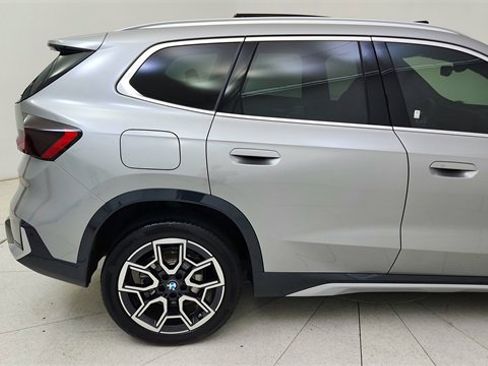 Used 2024 BMW X1 xDrive28i w/ Premium Package image 12