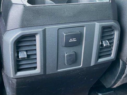 Used 2016 Ford F150 XLT w/ Equipment Group 302A Luxury AWD/4WD image 18