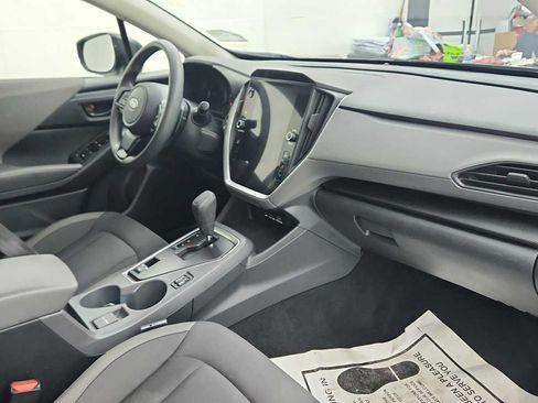 Certified 2025 Subaru Crosstrek 2.5i Premium AWD/4WD image 9