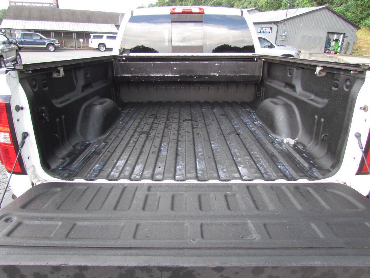 Used 2019 GMC Sierra 2500 Denali w/ Duramax Plus Package AWD/4WD image 27