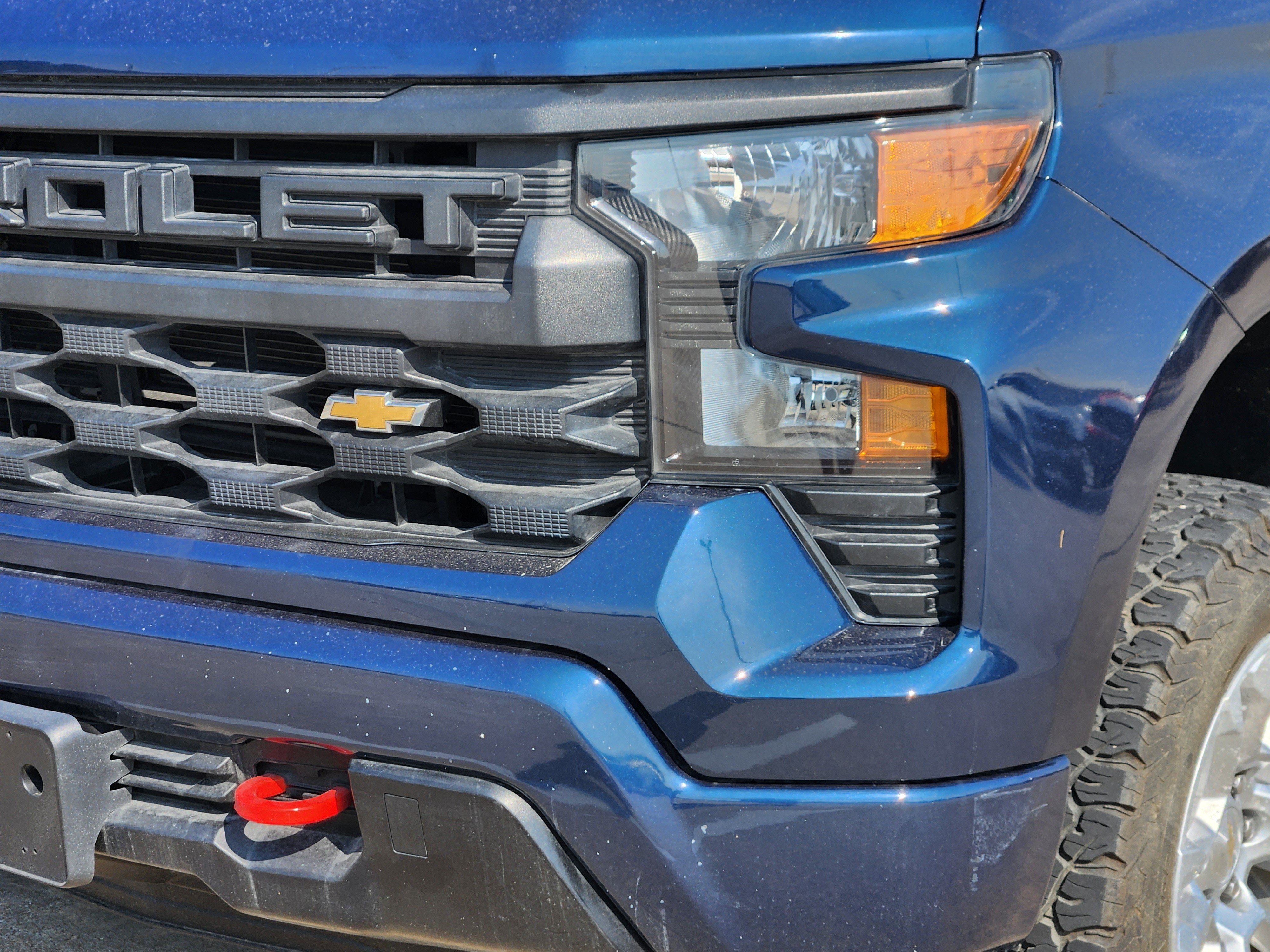 Used 2023 Chevrolet Silverado 1500 Custom RWD image 10
