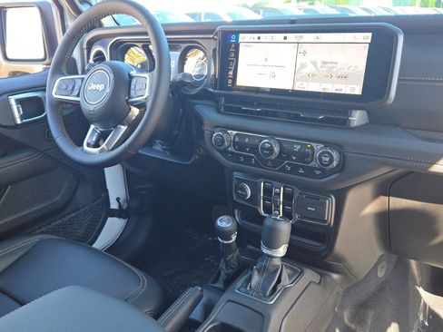 Used 2024 Jeep Wrangler Sahara w/ Safety Group image 7