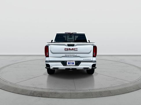 Used 2023 GMC Sierra 1500 Denali w/ Technology Package AWD/4WD image 7